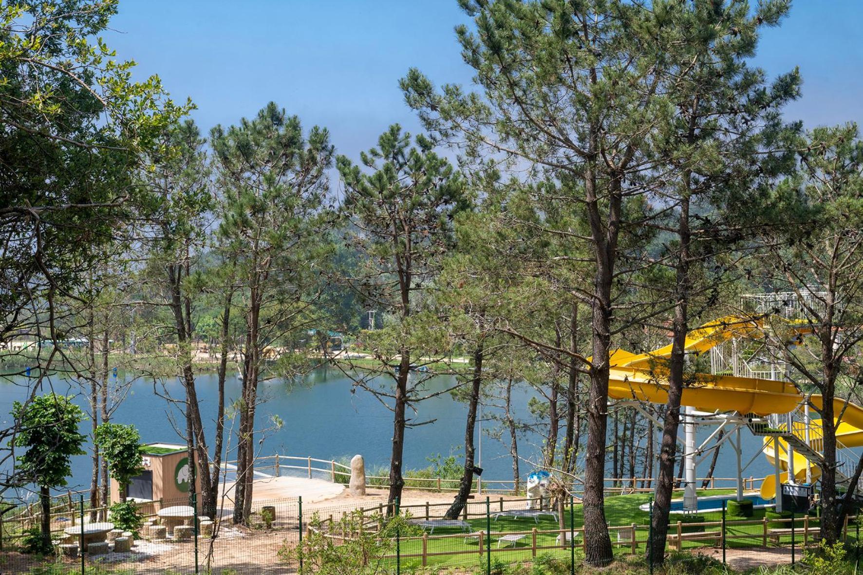 Major Beach And Lake Понтеведра Экстерьер фото